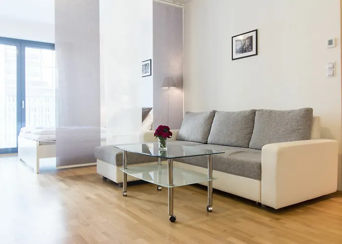 New Modern Apartment With Zizkov Parking
