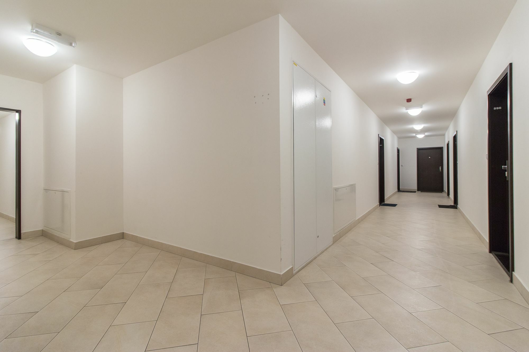 New Modern With Zizkov Parking
