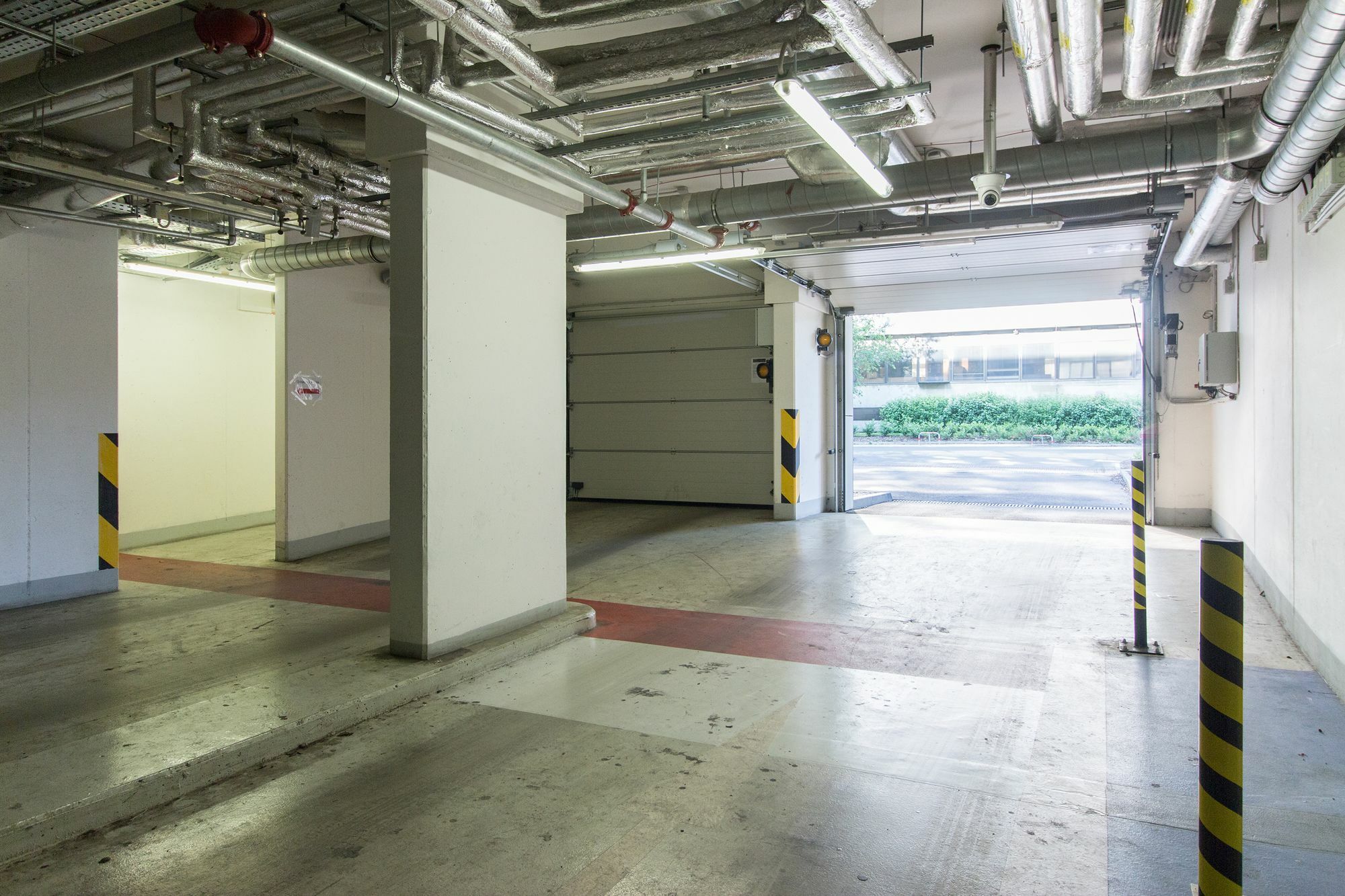 New Modern With Zizkov Parking Apartment *